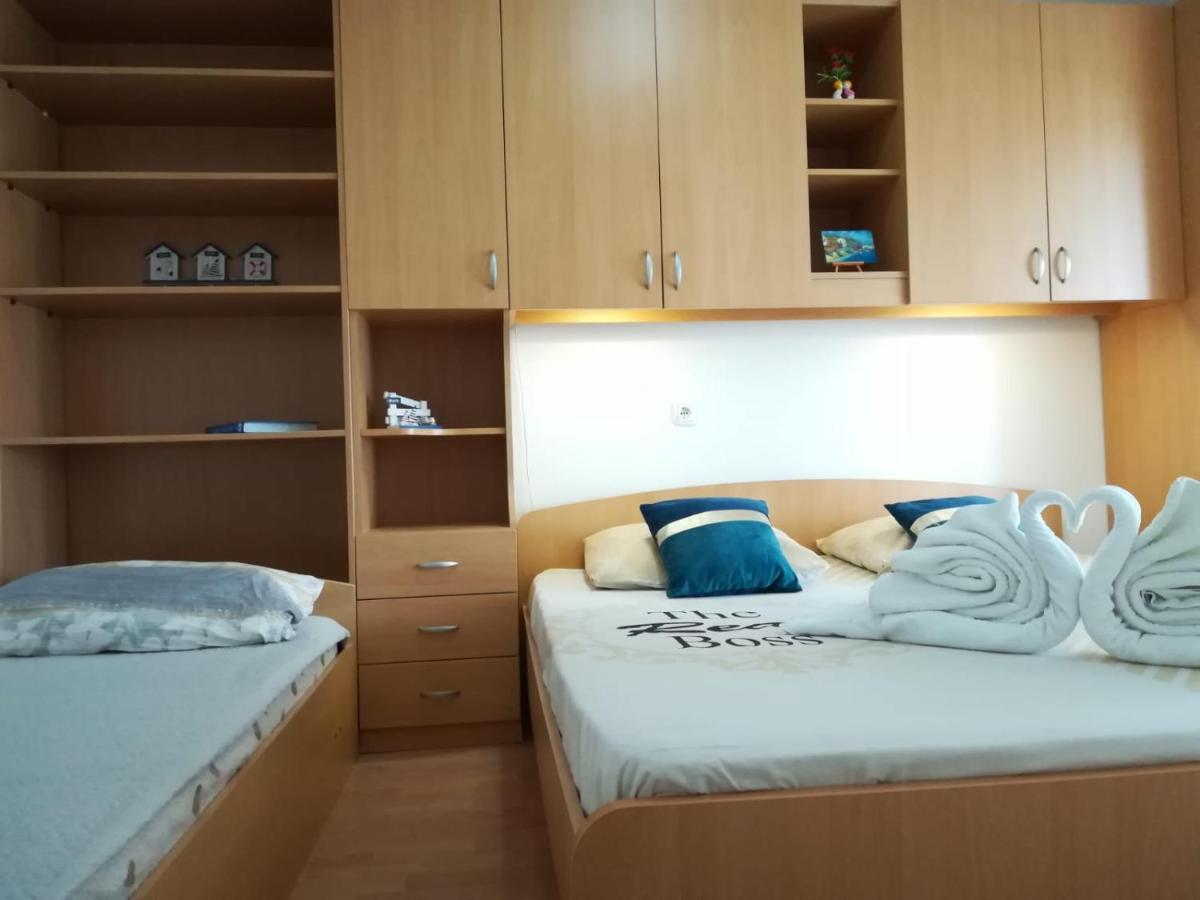 Apartment And Room Hudoletnjak ชิโล ภายนอก รูปภาพ